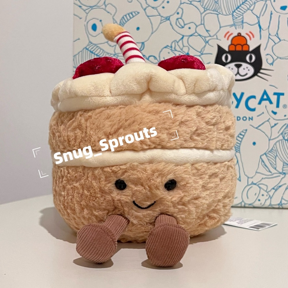 NWT Authentic Jellycat amuseable birthday cake strawberry - Sweet face!